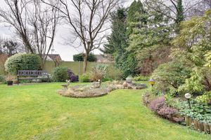 Communal Gardens- click for photo gallery